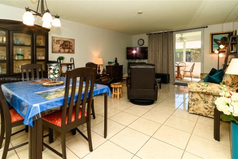 Copropriété à vendre à Dania Beach, Floride: 2 chambres, 106.28 m2 № 1395849 - photo 18