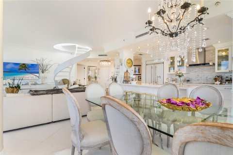 Condo in Aventura, Florida, 4 bedrooms  № 1079951 - photo 4