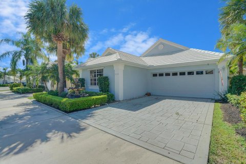 Villa ou maison à vendre à West Palm Beach, Floride: 3 chambres, 192.21 m2 № 1102363 - photo 1