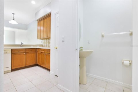 Condo in Orlando, Florida, 3 bedrooms  № 1290002 - photo 17