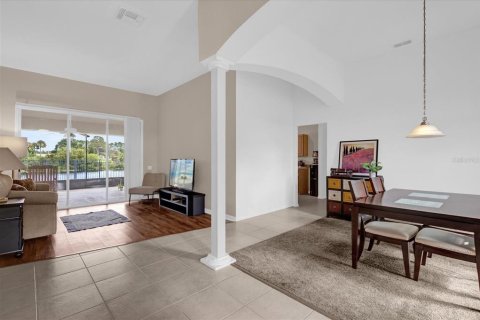 Villa ou maison à vendre à Orlando, Floride: 4 chambres, 217.21 m2 № 1399587 - photo 7