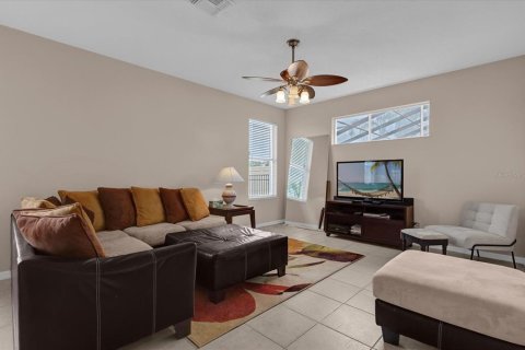 Casa en venta en Orlando, Florida, 4 dormitorios, 217.21 m2 № 1399587 - foto 17