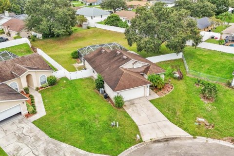 House in Lakeland, Florida 3 bedrooms, 125.79 sq.m. № 1401102 - photo 30