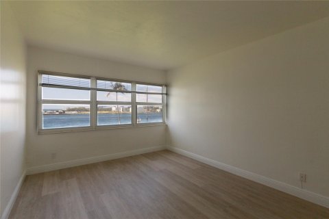 Copropriété à vendre à Fort Lauderdale, Floride: 2 chambres, 126.81 m2 № 1172293 - photo 12