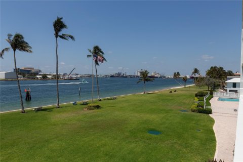 Condominio en venta en Fort Lauderdale, Florida, 2 dormitorios, 126.81 m2 № 1172293 - foto 7