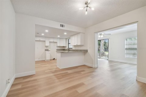 Adosado en venta en Clearwater, Florida, 2 dormitorios, 141.4 m2 № 1362159 - foto 9