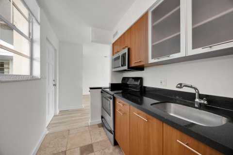 Condominio en venta en Miami, Florida, 1 dormitorio, 67.17 m2 № 1381777 - foto 10