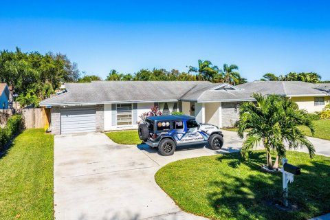 Villa ou maison à vendre à Palm Beach Gardens, Floride: 3 chambres, 136.1 m2 № 913422 - photo 11