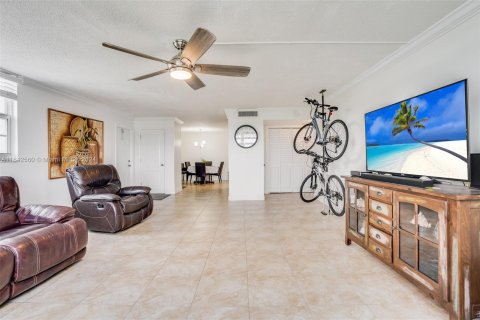 Condominio en venta en Hollywood, Florida, 2 dormitorios, 123.75 m2 № 1328974 - foto 6