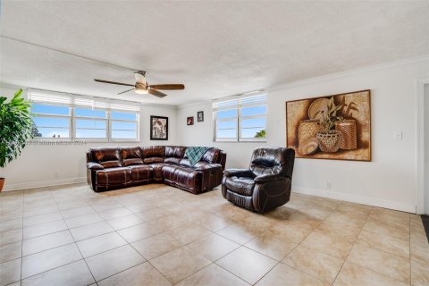 Condominio en venta en Hollywood, Florida, 2 dormitorios, 123.75 m2 № 1328974 - foto 4