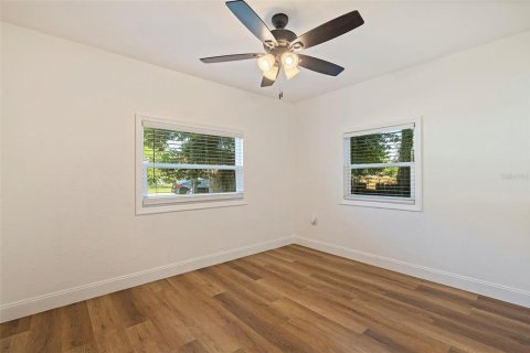 Casa en venta en Tampa, Florida, 3 dormitorios, 85.47 m2 № 1371532 - foto 15