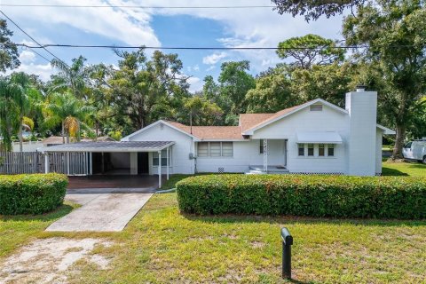 Casa en venta en Tampa, Florida, 4 dormitorios, 153.85 m2 № 1371499 - foto 1