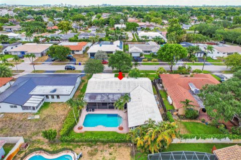 Casa en venta en Hollywood, Florida, 3 dormitorios, 248.89 m2 № 1189605 - foto 5