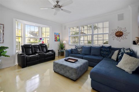 Adosado en venta en Clearwater, Florida, 4 dormitorios, 232.26 m2 № 1150273 - foto 15