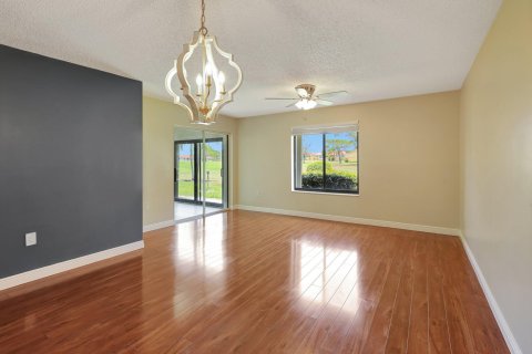 Condo in Stuart, Florida, 2 bedrooms  № 1207489 - photo 26