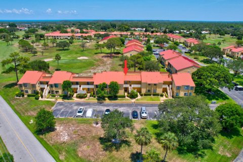 Condo in Stuart, Florida, 2 bedrooms  № 1207489 - photo 7