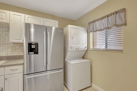 Condo in Stuart, Florida, 2 bedrooms  № 1207489 - photo 20