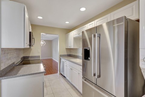 Condo in Stuart, Florida, 2 bedrooms  № 1207489 - photo 21