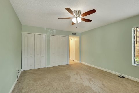 Condo in Stuart, Florida, 2 bedrooms  № 1207489 - photo 18