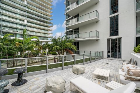 Condo in Miami Beach, Florida, 2 bedrooms  № 1209423 - photo 18