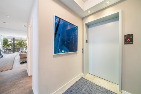 Copropriété à vendre à Miami Beach, Floride: 2 chambres, 128.3 m2 № 1209423 - photo 20