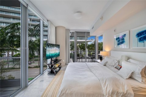 Condominio en venta en Miami Beach, Florida, 2 dormitorios, 128.3 m2 № 1209423 - foto 11