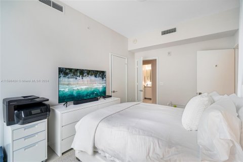 Condo in Miami Beach, Florida, 2 bedrooms  № 1209423 - photo 7