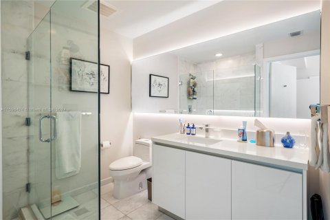 Condo in Miami Beach, Florida, 2 bedrooms  № 1209423 - photo 6