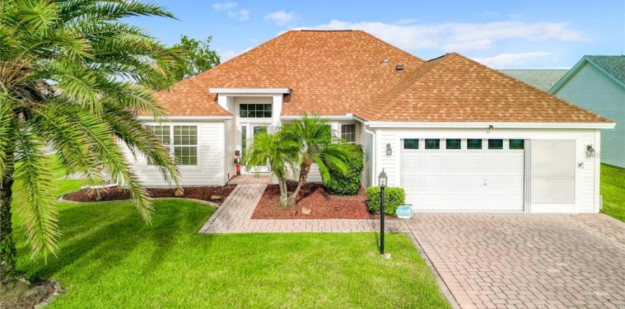 Casa en The Villages, Florida 3 dormitorios, 145.39 m2 № 1339286