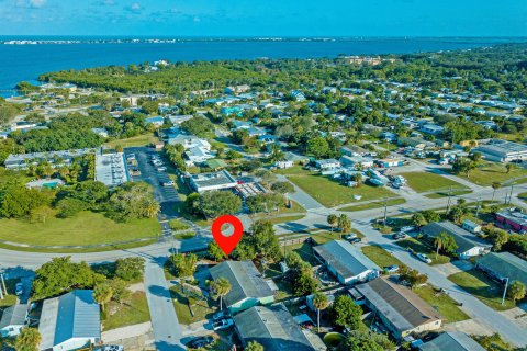 Immobilier commercial à vendre à Jensen Beach, Floride: 99.68 m2 № 853972 - photo 12