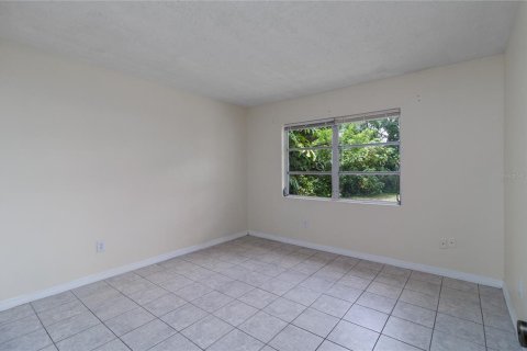 Casa en venta en North Port, Florida, 4 dormitorios, 141.12 m2 № 1301723 - foto 15