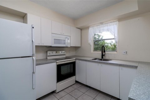 Casa en venta en North Port, Florida, 4 dormitorios, 141.12 m2 № 1301723 - foto 9