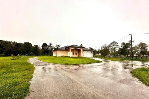 Villa ou maison à louer à Naples, Floride: 3 chambres, 164.81 m2 № 1358227 - photo 1