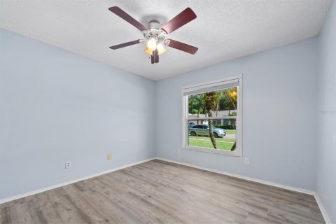 House in Tampa, Florida 3 bedrooms, 150.97 sq.m. № 1358376 - photo 19