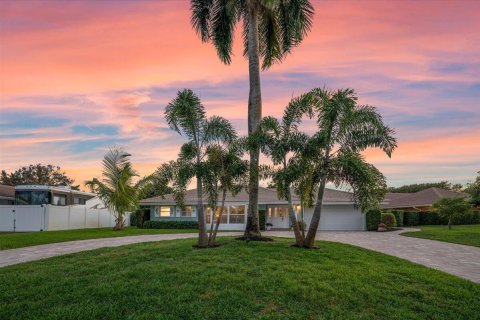 Villa ou maison à vendre à Palm Beach Gardens, Floride: 4 chambres, 193.79 m2 № 1142387 - photo 2