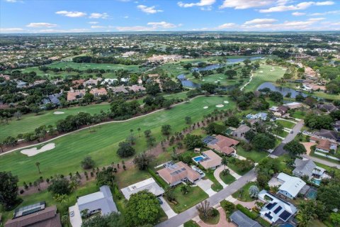 House in Palm Beach Gardens, Florida 4 bedrooms, 193.79 sq.m. № 1142387 - photo 26