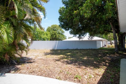 Villa ou maison à vendre à Lehigh Acres, Floride: 3 chambres, 145.86 m2 № 1142389 - photo 8