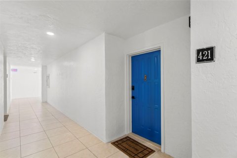 Condo in Deerfield Beach, Florida, 2 bedrooms  № 1168480 - photo 6