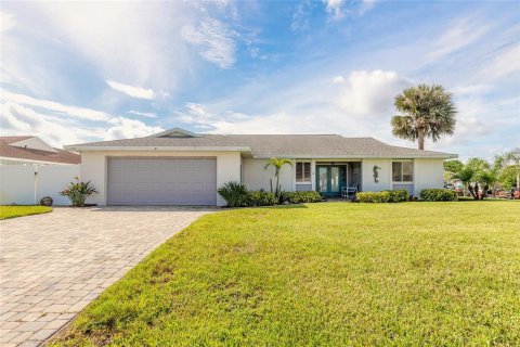 Casa en venta en Ormond Beach, Florida, 3 dormitorios, 162.39 m2 № 1387289 - foto 1