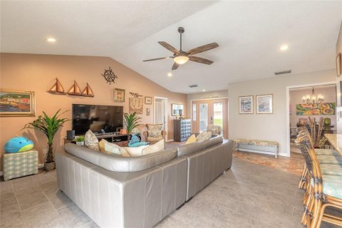 Casa en venta en Ormond Beach, Florida, 3 dormitorios, 162.39 m2 № 1387289 - foto 10