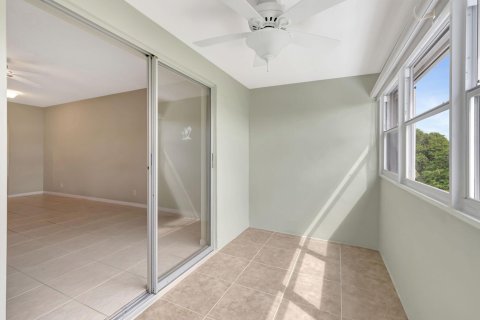 Condo in Boynton Beach, Florida, 2 bedrooms  № 1136475 - photo 9