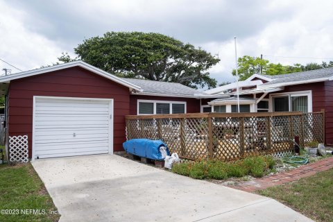 Villa ou maison à vendre à Saint Augustine, Floride: 2 chambres, 156.17 m2 № 768926 - photo 3