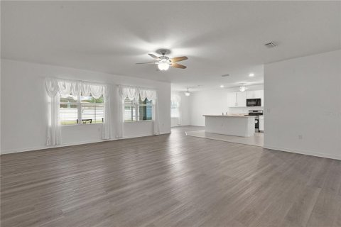 House in Belleview, Florida 4 bedrooms, 215.44 sq.m. № 1393695 - photo 7