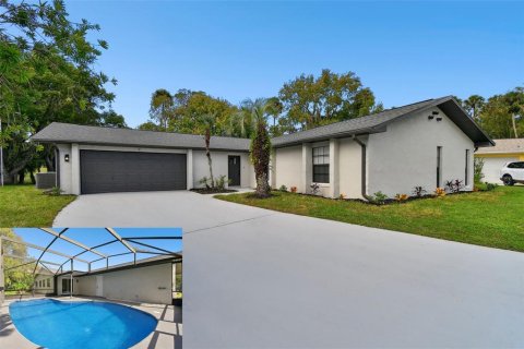 House in Palm Coast, Florida 4 bedrooms, 233.18 sq.m. № 1393696 - photo 1