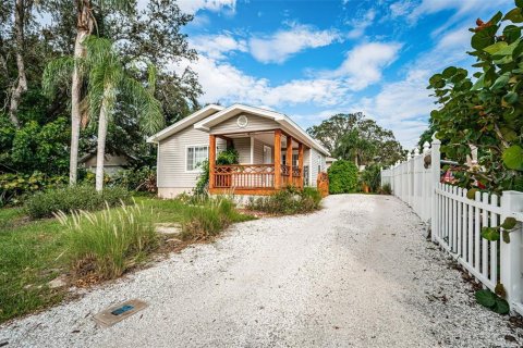 House in Safety Harbor, Florida 3 bedrooms, 121.14 sq.m. № 1393699 - photo 1