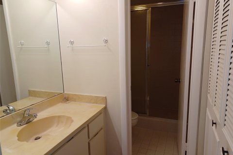 Condo in Lauderhill, Florida, 2 bedrooms  № 930098 - photo 21