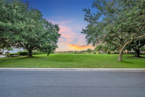 Villa ou maison à vendre à Kissimmee, Floride: 6 chambres, 440.08 m2 № 1296808 - photo 4