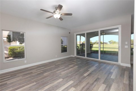 Condominio en venta en Port Charlotte, Florida, 2 dormitorios, 123.28 m2 № 800174 - foto 5