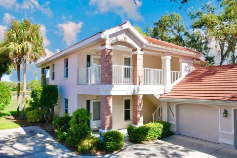 Condominio en venta en Port Charlotte, Florida, 2 dormitorios, 123.28 m2 № 800174 - foto 1