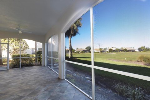 Condominio en venta en Port Charlotte, Florida, 2 dormitorios, 123.28 m2 № 800174 - foto 23